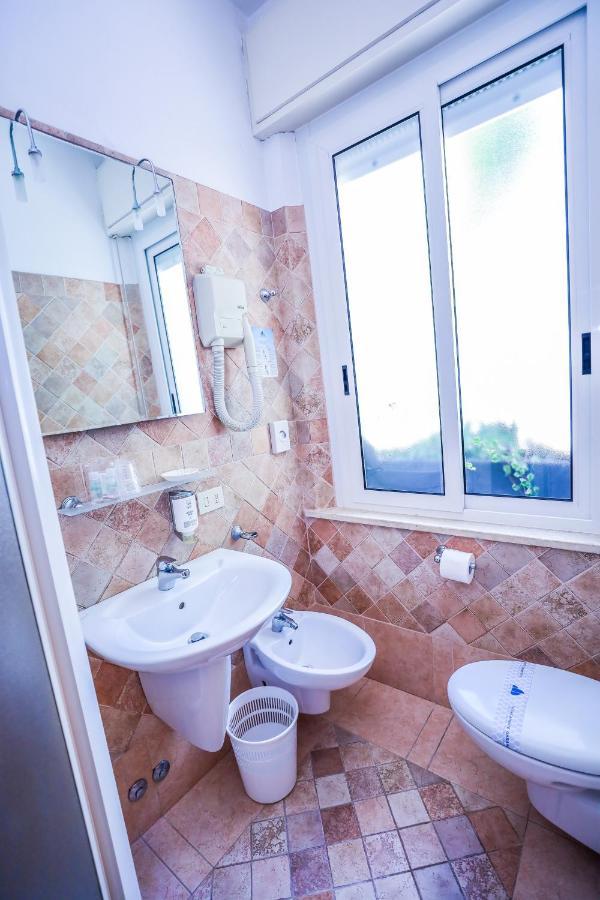 Hotel Rosalba - Valentini Family Village Bellaria-Igea Marina Extérieur photo