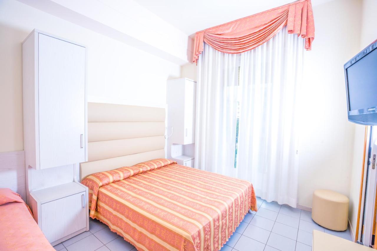 Hotel Rosalba - Valentini Family Village Bellaria-Igea Marina Extérieur photo