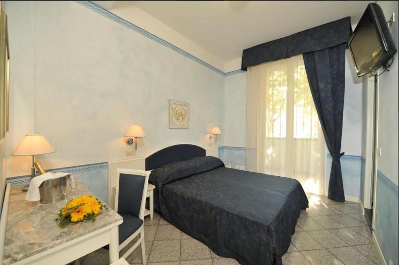 Hotel Rosalba - Valentini Family Village Bellaria-Igea Marina Extérieur photo